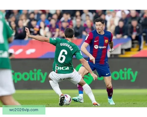 莱万仅用109场便突破100粒联赛进球 成弗里克治下进攻核心